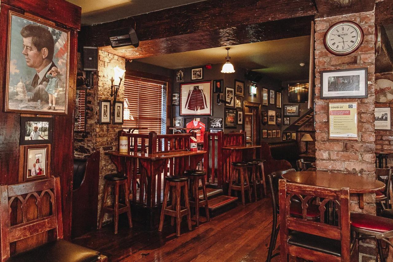 Muskerry Arms Bar And B&B Blarney Exteriér fotografie