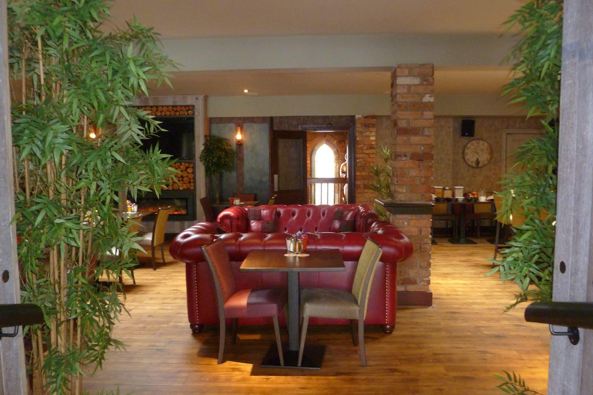 Muskerry Arms Bar And B&B Blarney Exteriér fotografie
