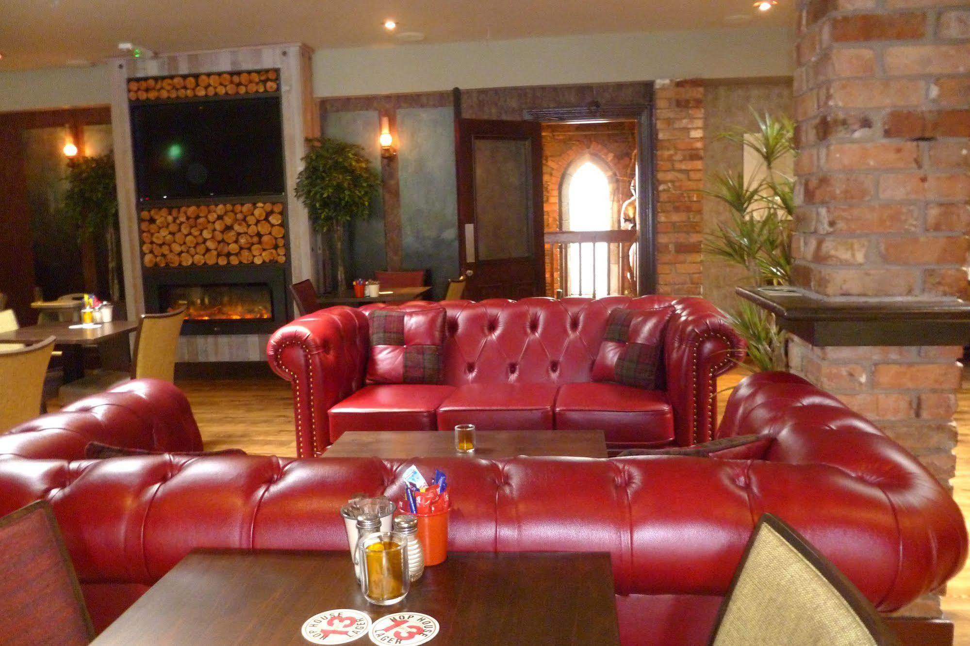 Muskerry Arms Bar And B&B Blarney Exteriér fotografie