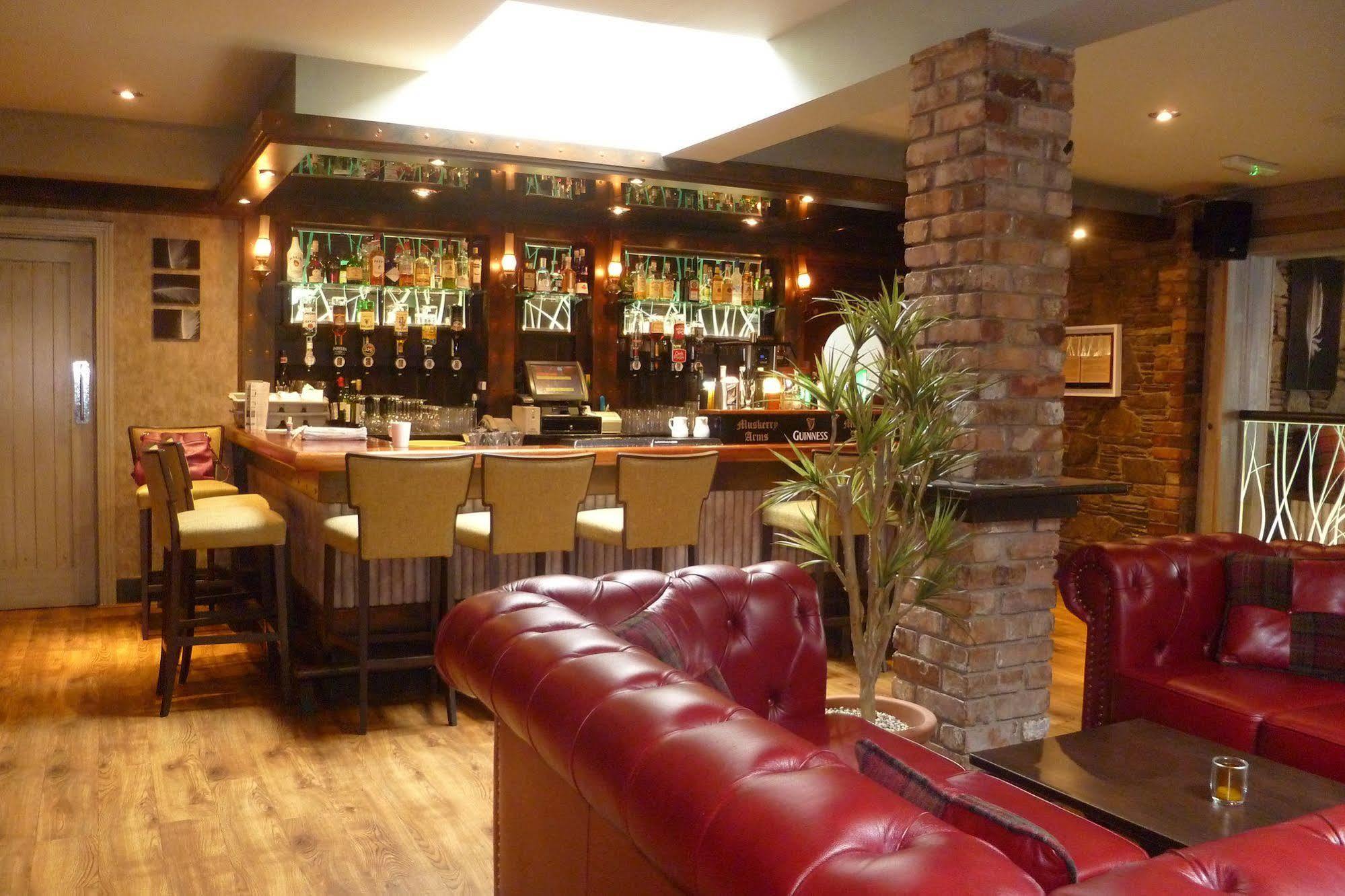 Muskerry Arms Bar And B&B Blarney Exteriér fotografie