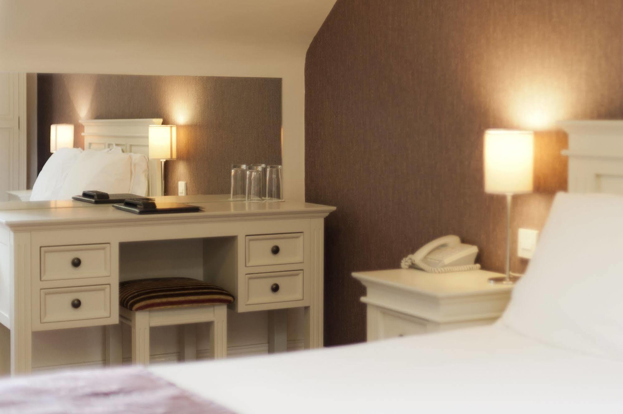 Muskerry Arms Bar And B&B Blarney Exteriér fotografie